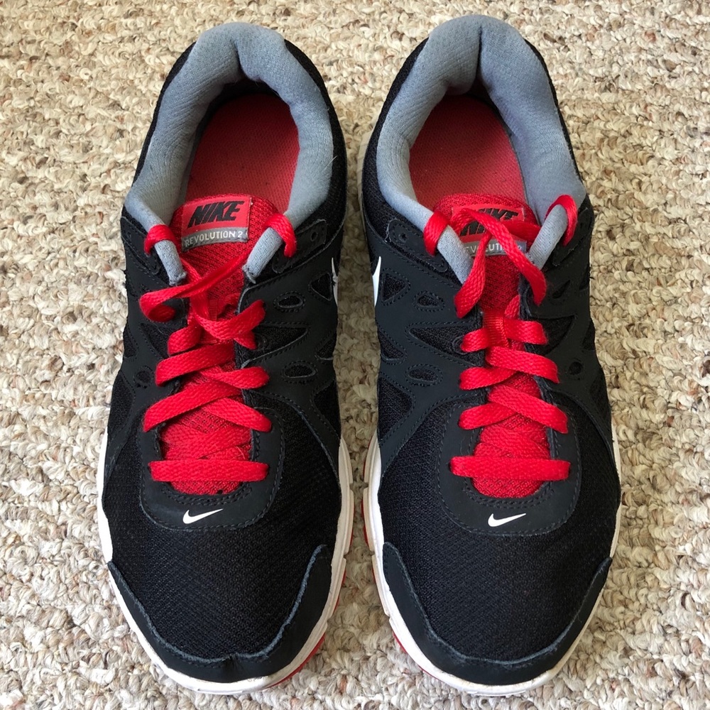 👟🏃🧢NIKE MEN’S REVOLUTION 2 RUNNING SHOES🧢🏃👟